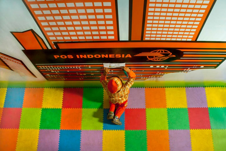 Belajar berkirim surat